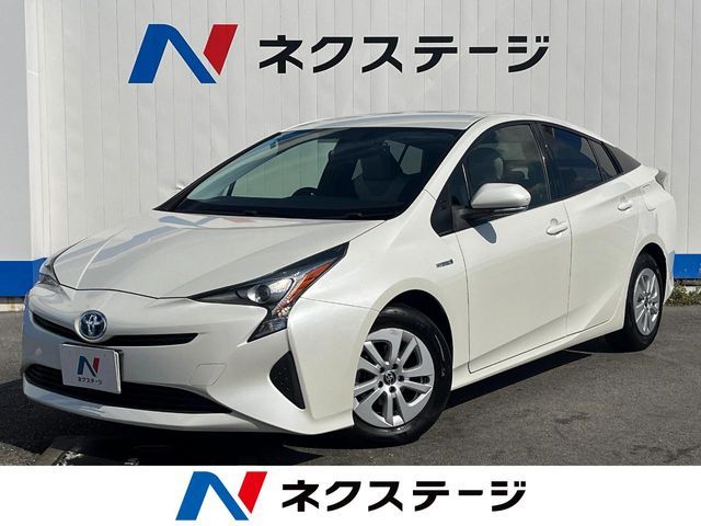 TOYOTA PRIUS 2016