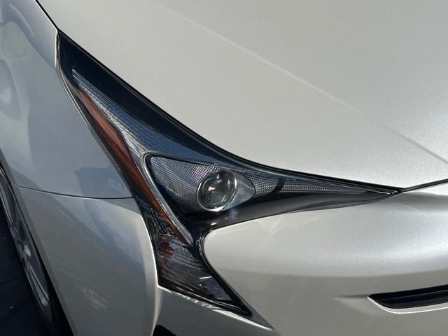 TOYOTA PRIUS 2016