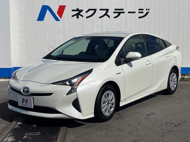 TOYOTA PRIUS 2016