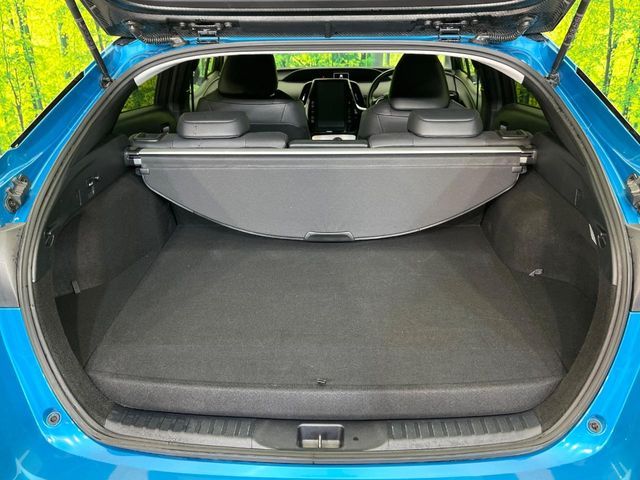 TOYOTA PRIUS PHV 2017