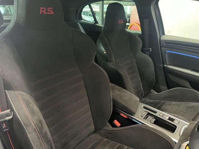 RENAULT RENAULT MEGANE hatchback 2023