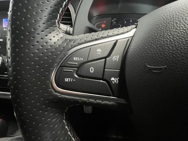 RENAULT RENAULT MEGANE hatchback 2023