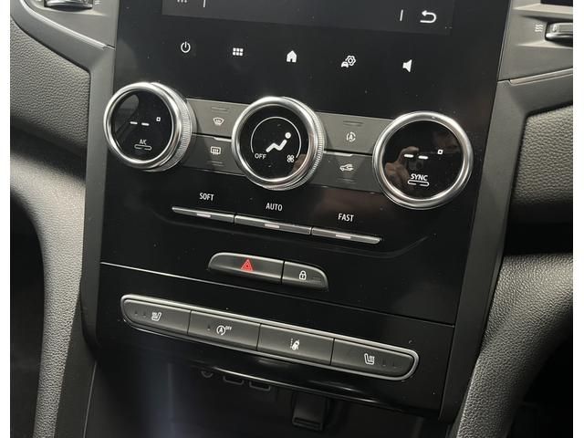 RENAULT RENAULT MEGANE hatchback 2023