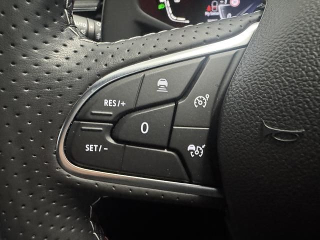 RENAULT RENAULT MEGANE hatchback 2023