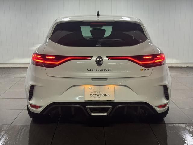 RENAULT RENAULT MEGANE hatchback 2023