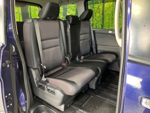 NISSAN SERENA  S-HYBRID 4WD 2017