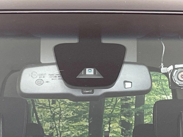 NISSAN SERENA  S-HYBRID 2014