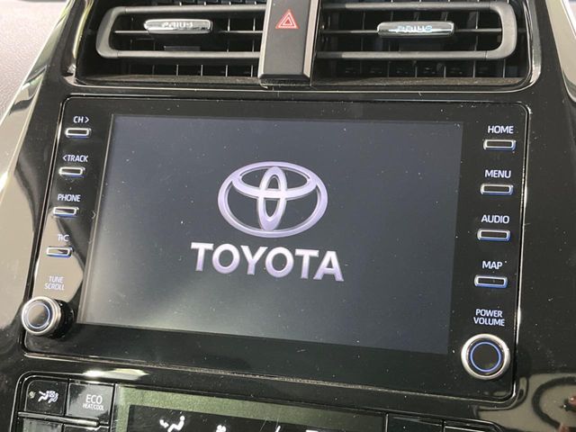 TOYOTA PRIUS 2022