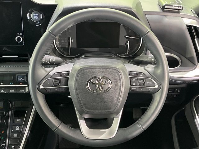 TOYOTA VOXY 4WD 2024