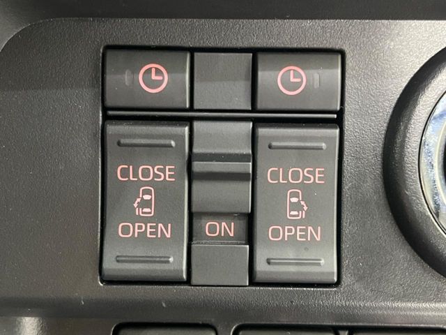 TOYOTA ROOMY 4WD 2024