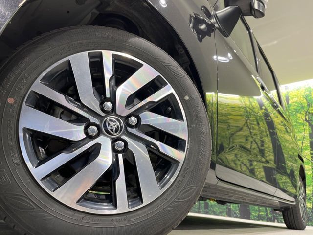 TOYOTA ROOMY 4WD 2024