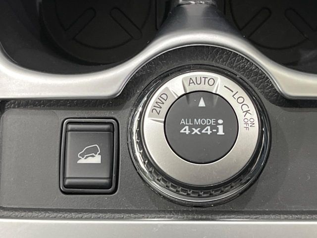 NISSAN X-TRAIL 4WD 2018