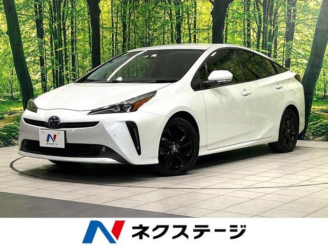 TOYOTA PRIUS 2021