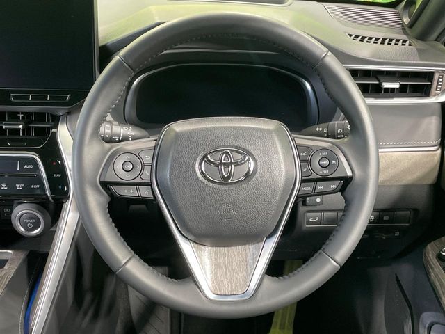 TOYOTA HARRIER HYBRID 2023