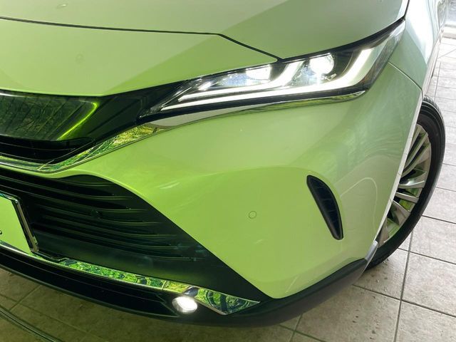 TOYOTA HARRIER HYBRID 2023