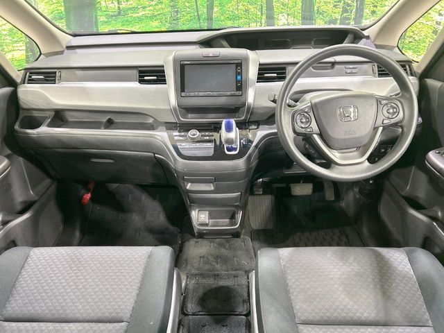 HONDA FREED plus HYBRID 2017