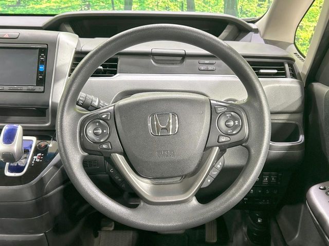 HONDA FREED plus HYBRID 2017