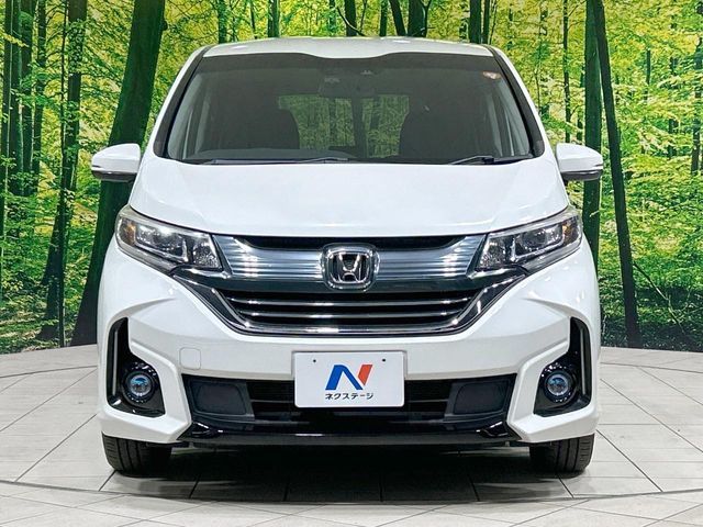 HONDA FREED plus HYBRID 2017