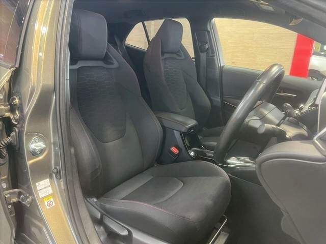 TOYOTA COROLLA SPORT HYBRID 2018