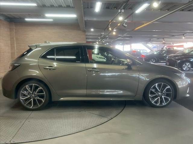 TOYOTA COROLLA SPORT HYBRID 2018