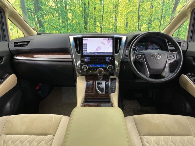 TOYOTA VELLFIRE  HYBRID 4WD 2019