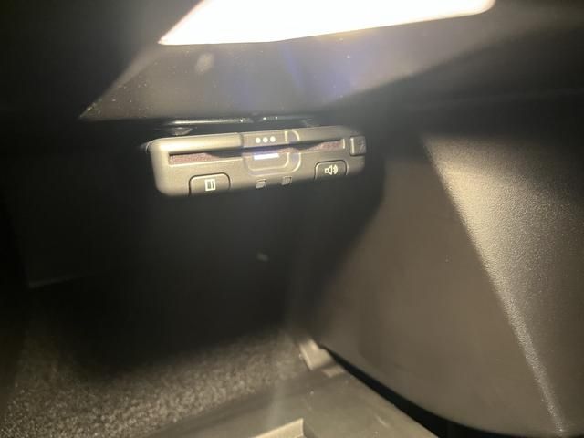 RENAULT RENAULT MEGANE hatchback 2024