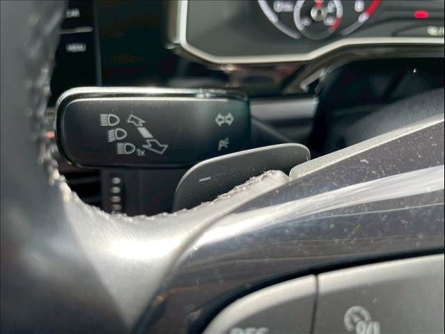 VOLKSWAGEN VOLKSWAGEN POLO 2018