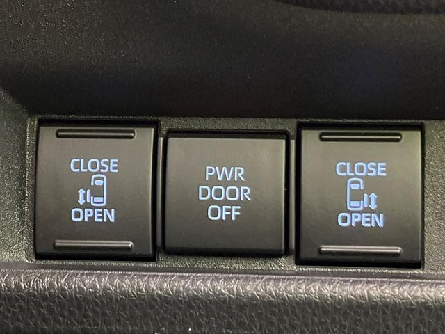 TOYOTA SIENTA HYBRID 2025