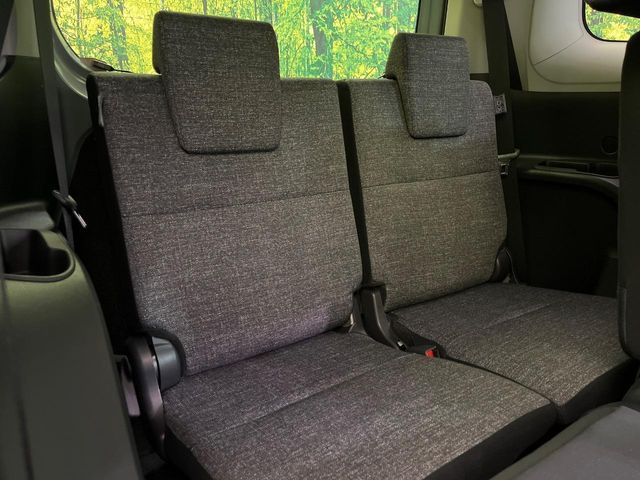 TOYOTA SIENTA HYBRID 2025