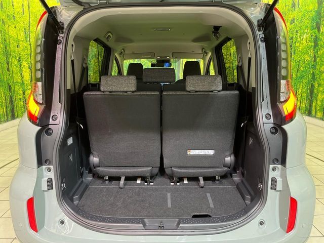 TOYOTA SIENTA HYBRID 2025