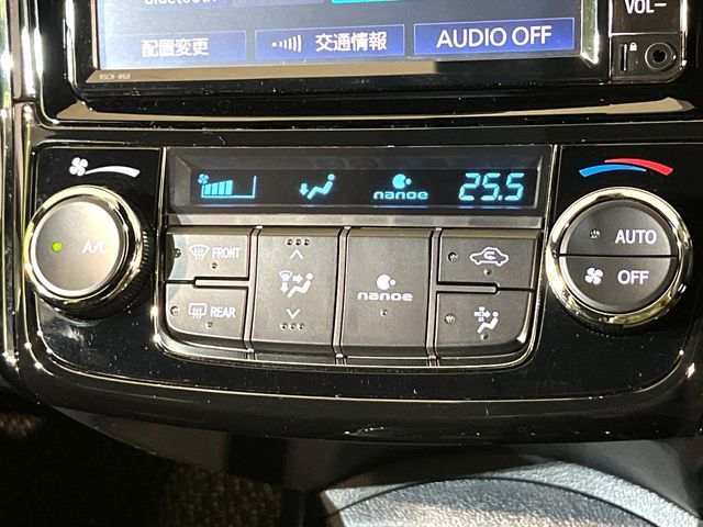 TOYOTA COROLLA FIELDER 2019