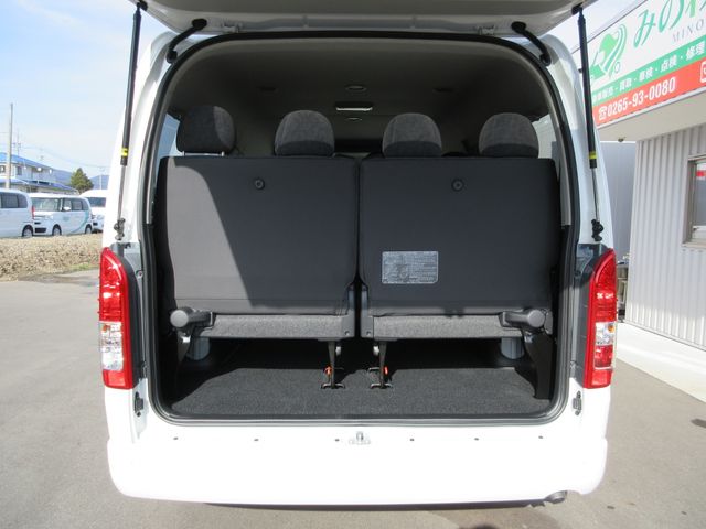 TOYOTA HIACE wagon 4WD 2025