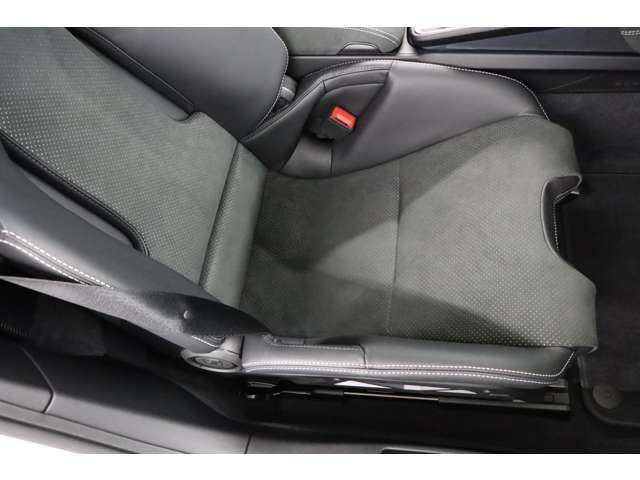 PORSCHE PORSCHE 911 2025