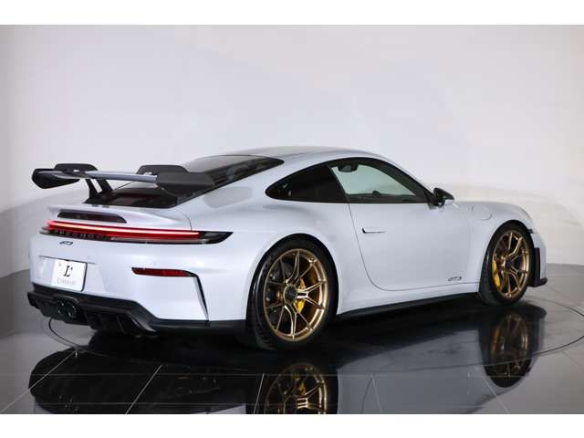 PORSCHE PORSCHE 911 2025