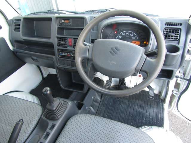 SUZUKI CARRY truck 4WD 2013