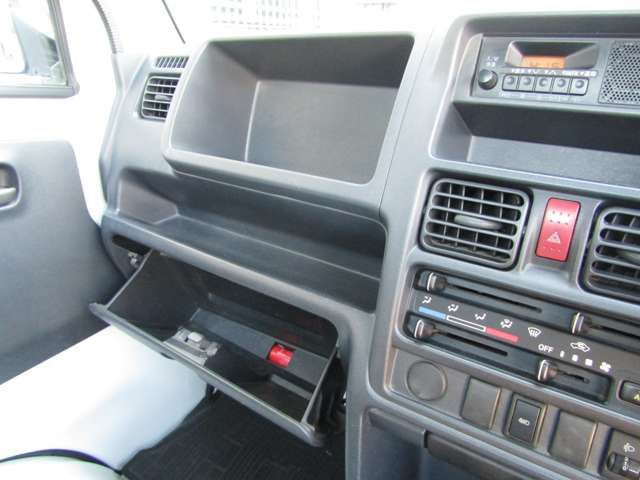 SUZUKI CARRY truck 4WD 2013