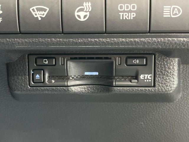 TOYOTA COROLLA TOURING HYBRID 2023