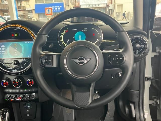 BMW MINI COOPER 5DOOR 2023