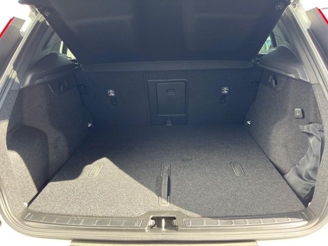 VOLVO VOLVO XC40 2023