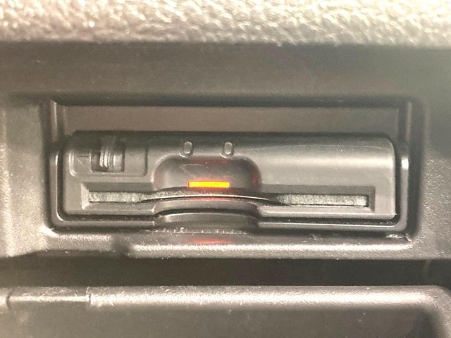 NISSAN SERENA  S-HYBRID 2013