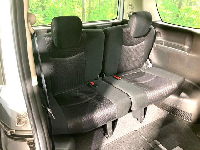 NISSAN SERENA  S-HYBRID 2013