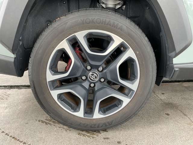 TOYOTA RAV4 4WD 2020