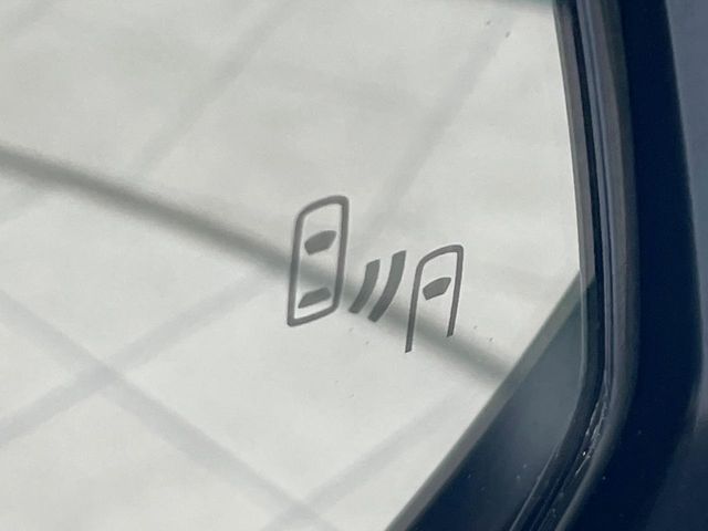 TOYOTA HARRIER 2WD 2022