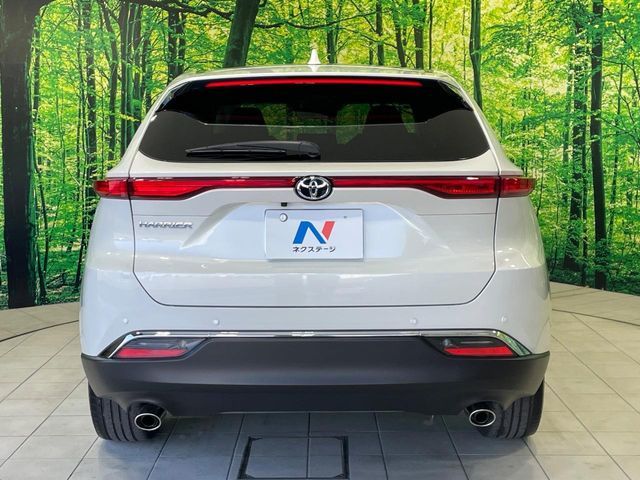 TOYOTA HARRIER 2WD 2022