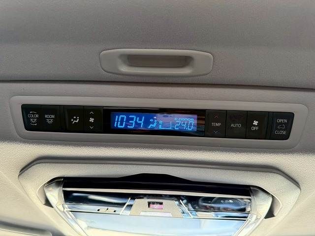 TOYOTA VELLFIRE 2016