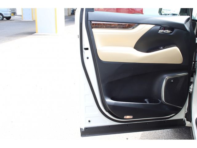 TOYOTA ALPHARD 2019