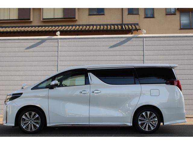 TOYOTA ALPHARD 2023