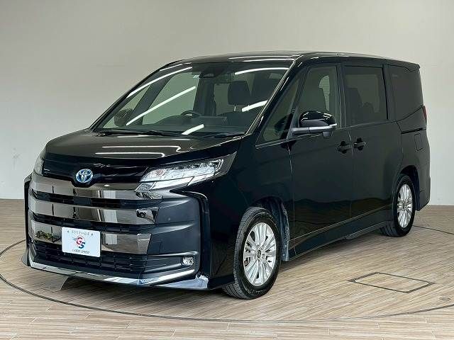 TOYOTA NOAH HYBRID 2023