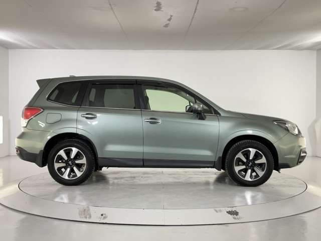 SUBARU FORESTER 2016