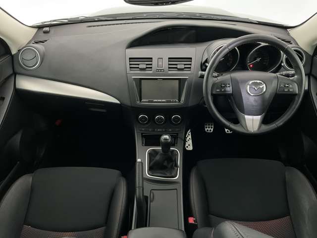 MAZDA AXELA SPORTS 2013